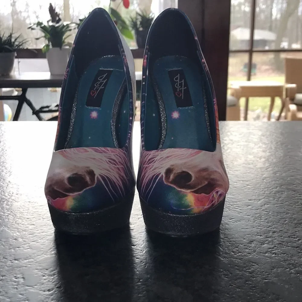 🌈Iron Fist Unicorn Platforms with rainbows 🌈 🌈 and diamonds 💎 💎 oh my! New
